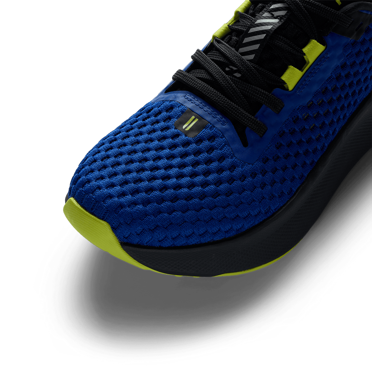 NOBULL Women's Surf Jet Black Journey 2 Shoes