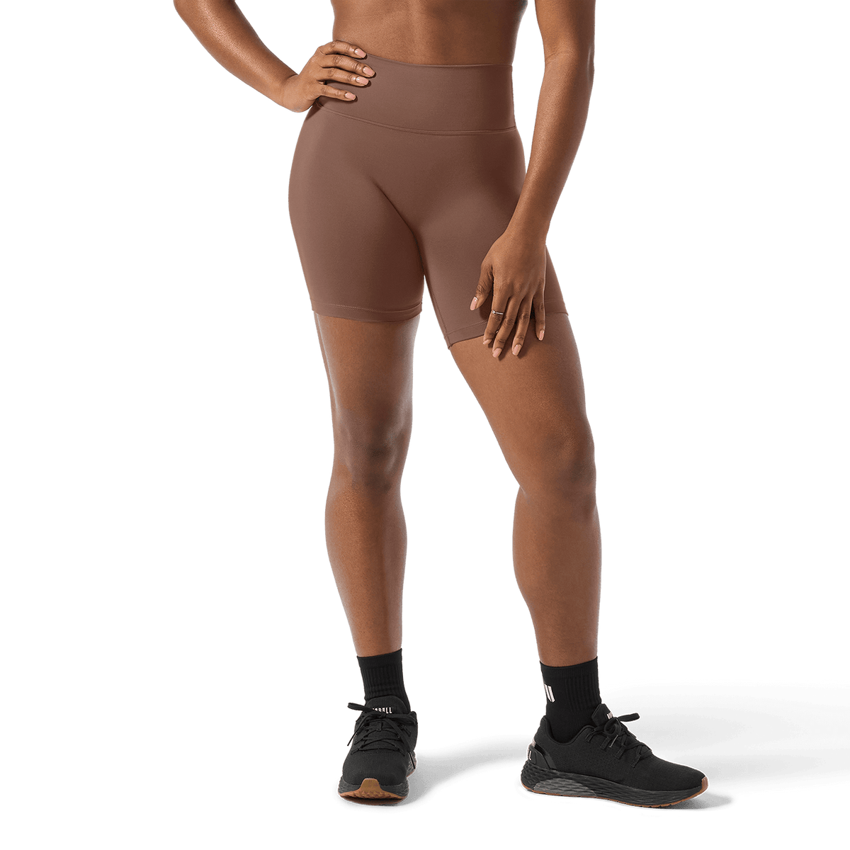 NOBULL Women's Acorn U High-Rise Matte Short 6"
